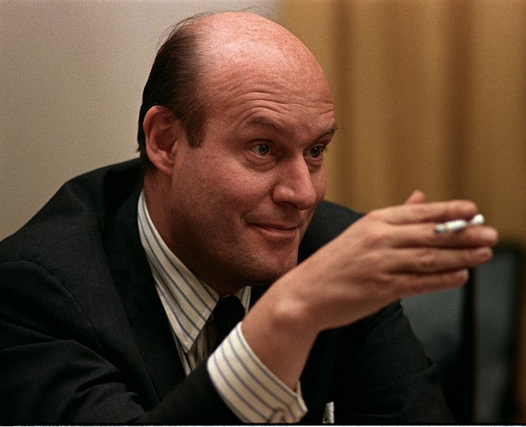 katzanbach Nicholas_Katzenbach_at_White_House,_6_May_1968